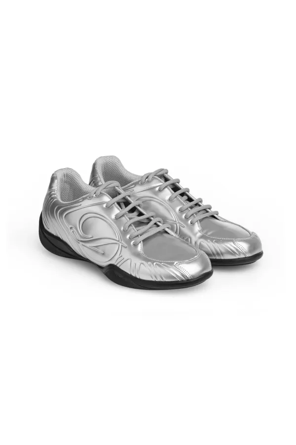 ESSENTIAL D LOGO SNEAKERS IN SILVER