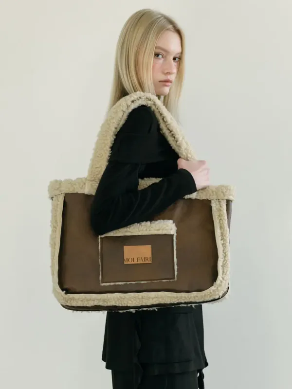 SHEARLING MUSTANG BAG / BROWN