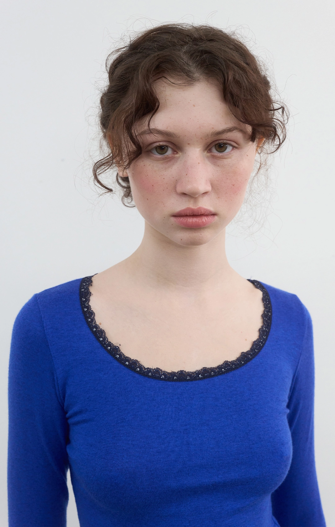노컨텐츠 400. Lace Trim T_Blue 상품 이미지 1