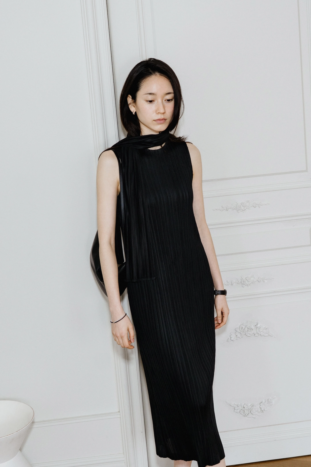 스앨더 47922_Black pleated dress 상품 이미지 1
