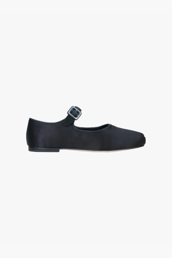 MARY JANE POINTE IN BLACK SATIN