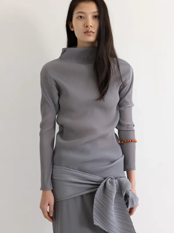 PLEATS LONGSLEEVE TOP  [WHITE, BLUE, GREY]