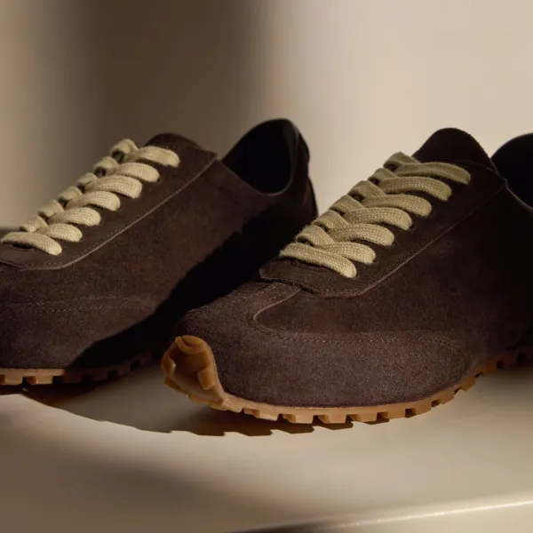 Women's Suede Low Running Sneaker - Cafe