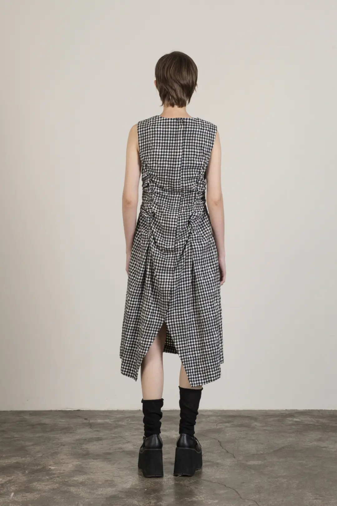 비뮈에트 SIDE SHIRRING DETAIL DRESS 상품 이미지 3