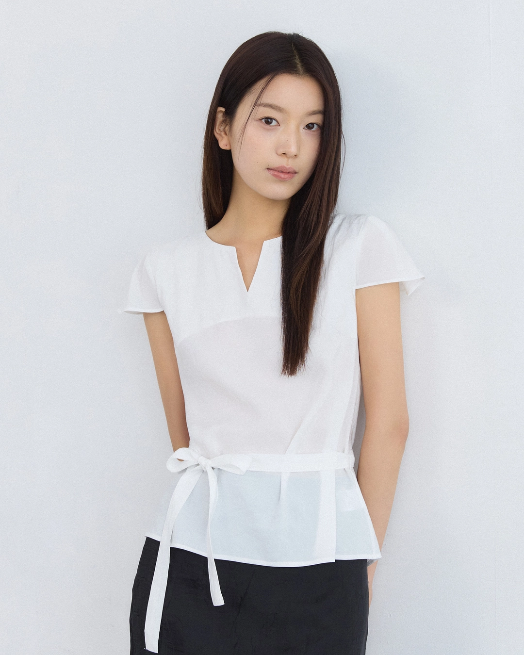 어다울 V cut cap belted blouse - white 상품 이미지 2