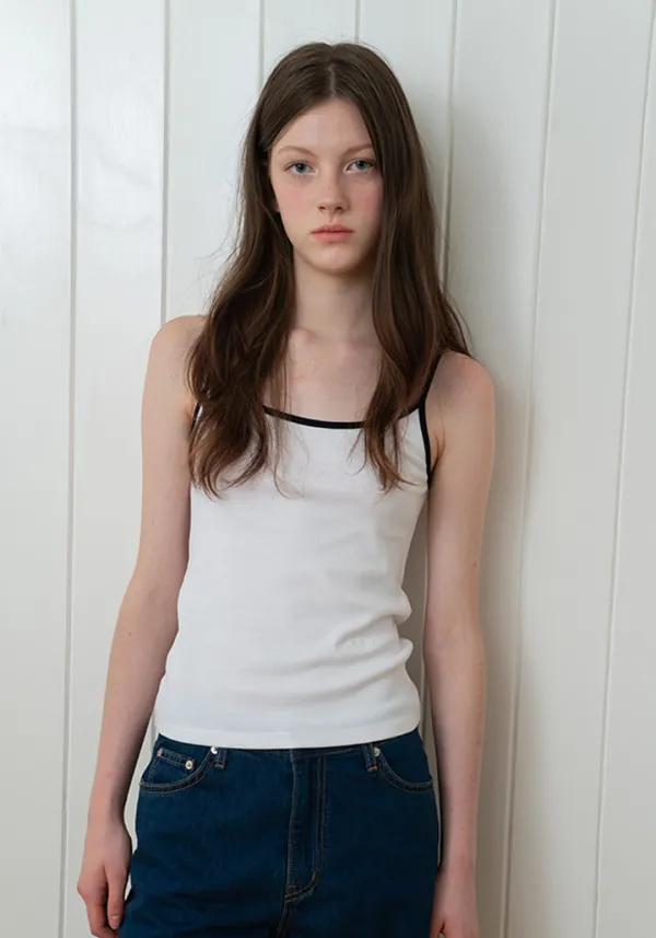 E.V.S. sleeveless (Ivory)
