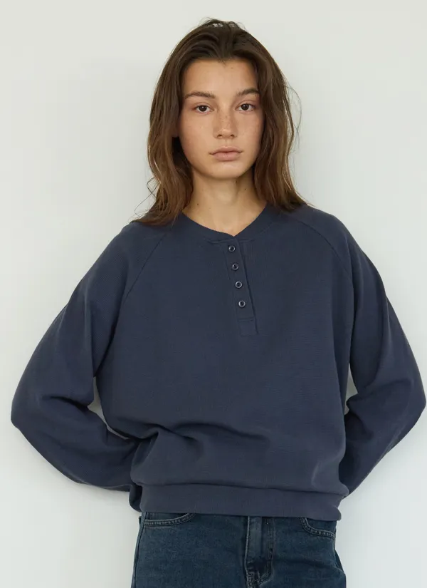 Henley Neck Waffle Sweatshirt (Navy)