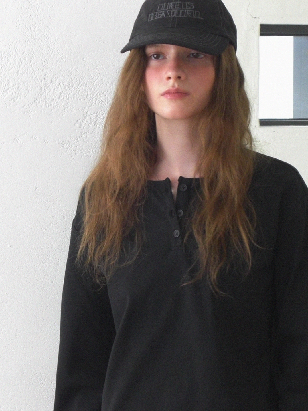 더미튼 Soil henley t-shirt (black) 상품 이미지 1