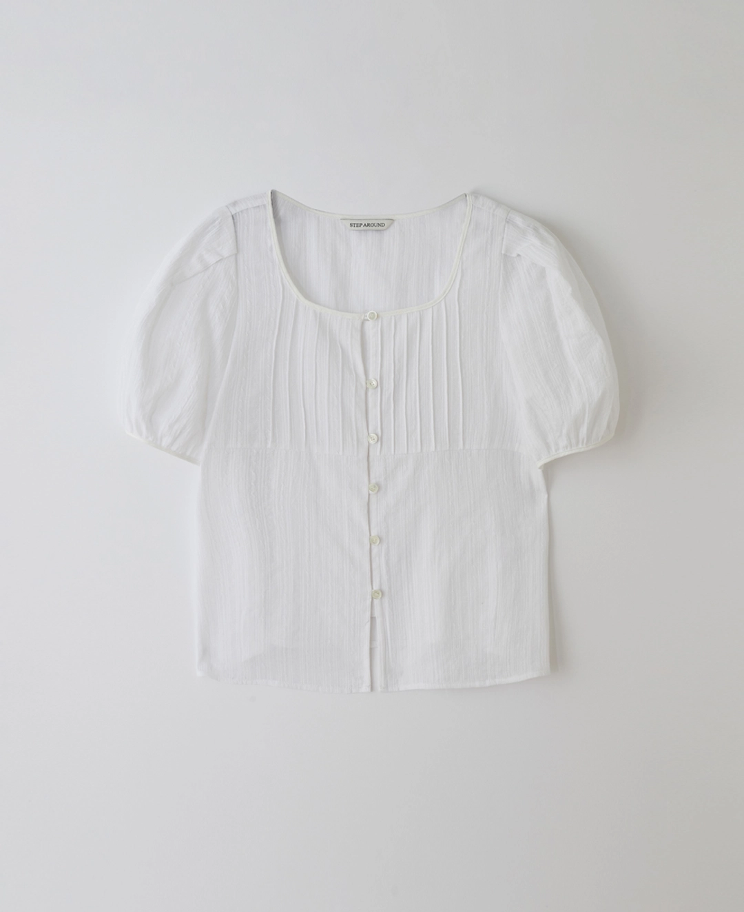 스텝어라운드 [6차] Tuck detail puff blouse_WHITE 상품 이미지 1