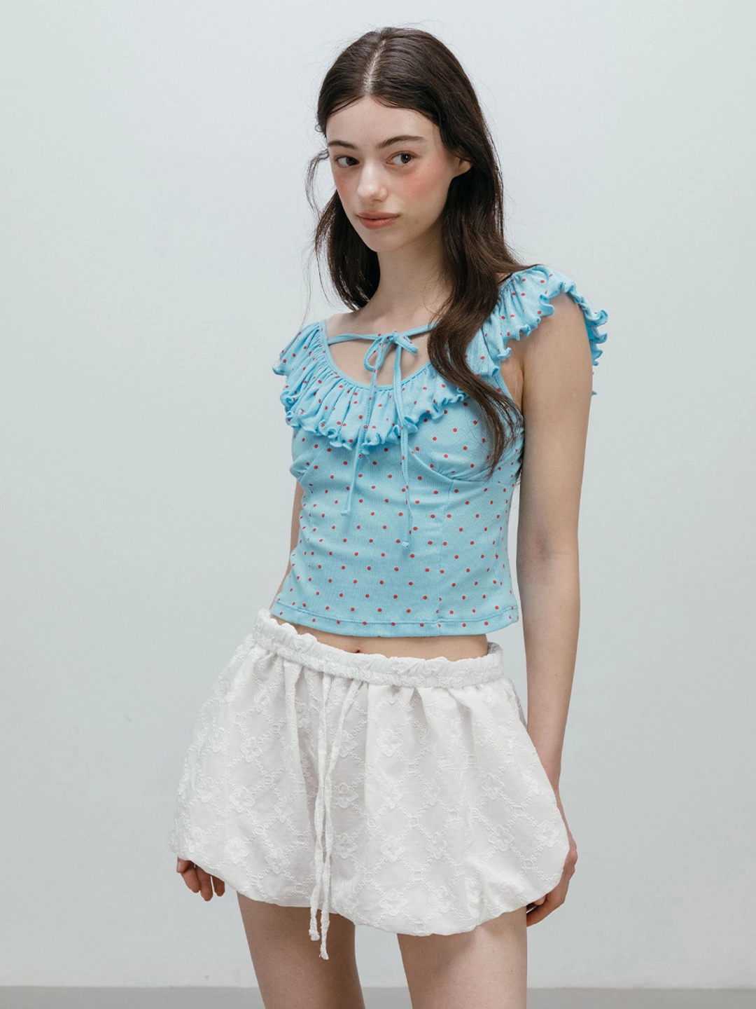 모이페어 DOT WAVE SLEEVELESS / SKYBLUE 상품 이미지 3