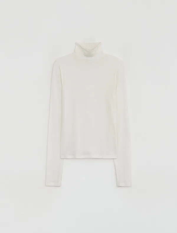 ANGORA TURTLENECK WARMER TOP [IVORY]