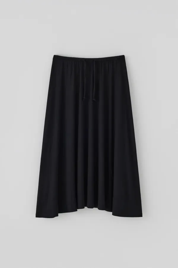 (1st re-stock) T/T Moist banding long skirt (black)