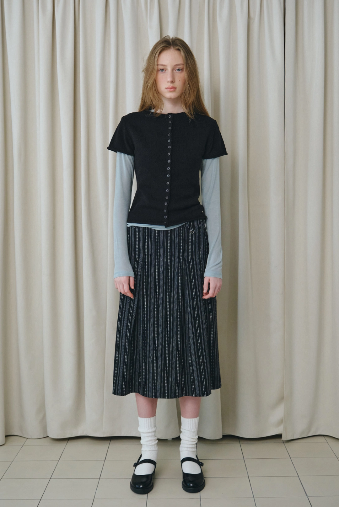 브렌다 브렌든 renee button cardigan - black 상품 이미지 2