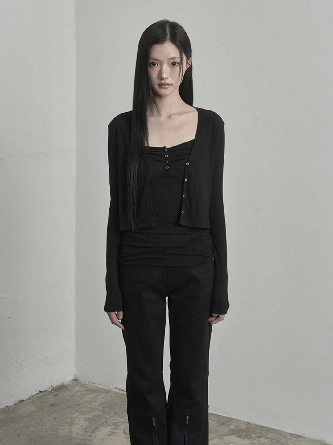 이네기 Silvery Button Cardigan (black) 상품 이미지 2