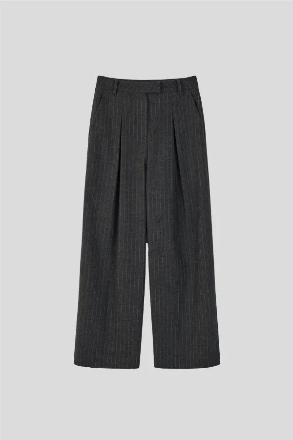 (1st re-stock) T/T Stripe pintuck slacks (charcoal)