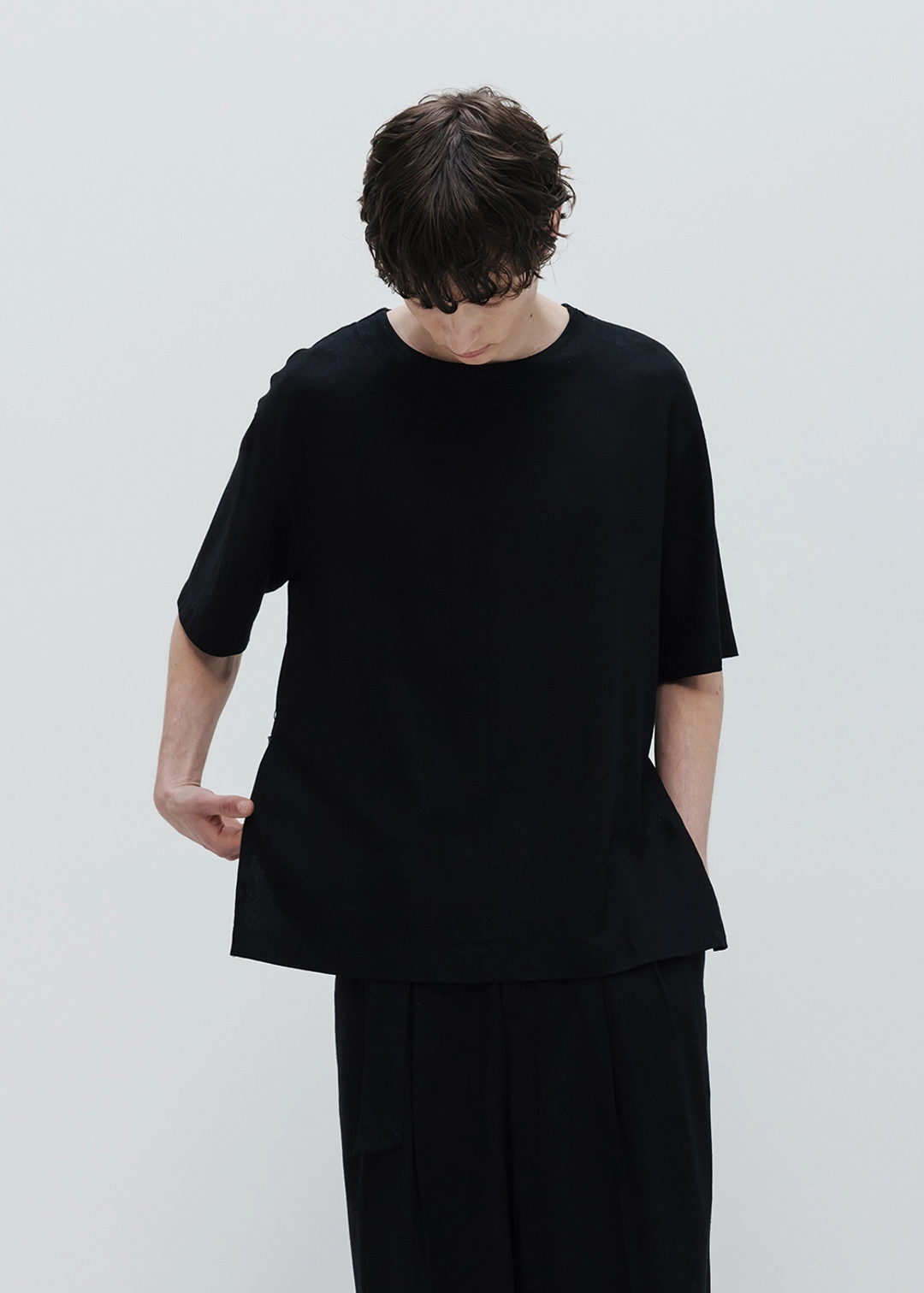 우마뭉 Half sleeve linen pullover_Black 상품 이미지 2