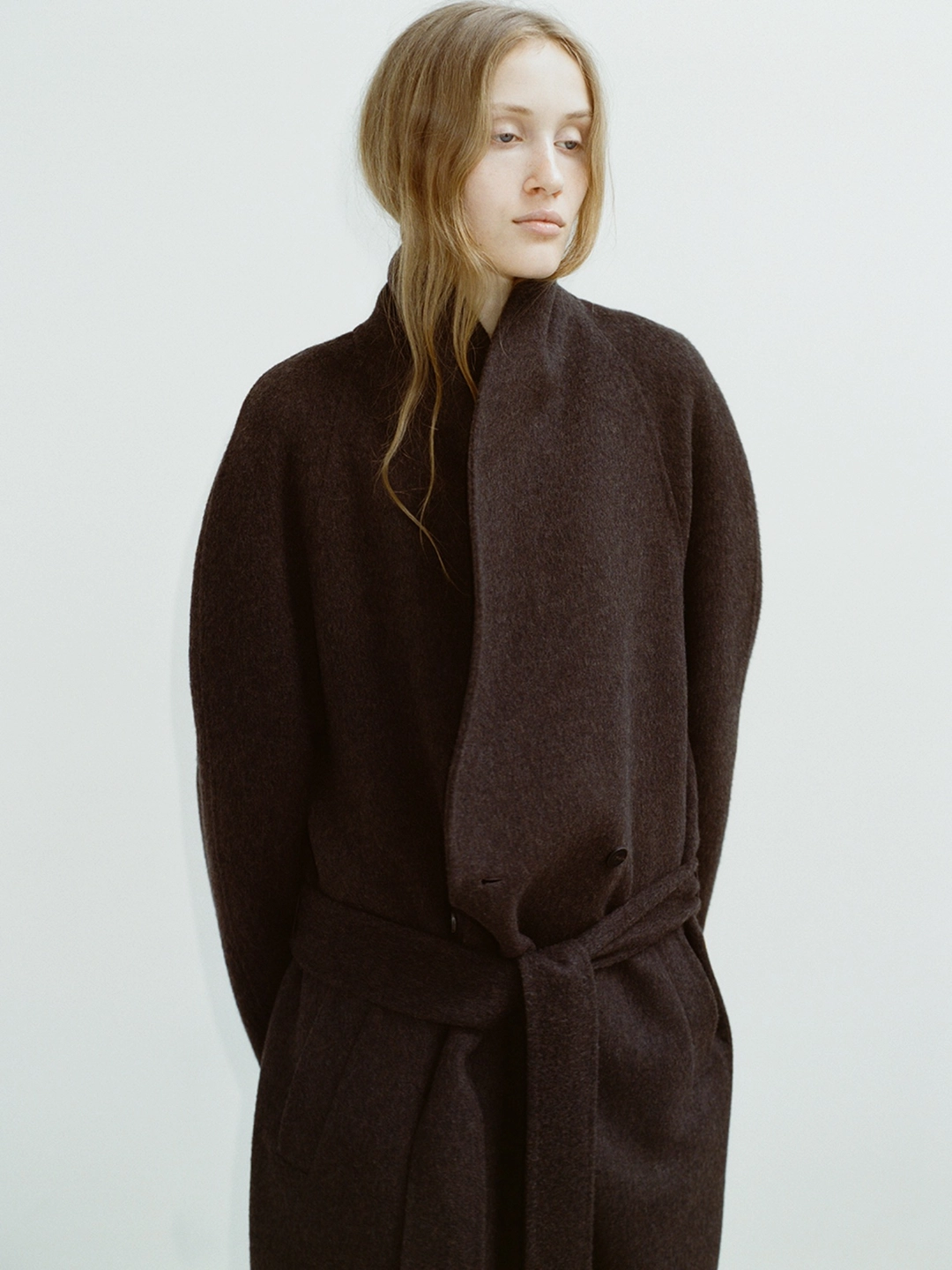 에레 CELIA WOOL COAT [DARK BROWN] - EHRE 상품 이미지 1