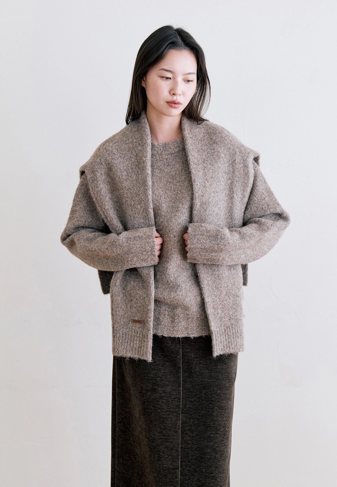 노티아 MILD SHOULDER KNIT - BEIGE 상품 이미지 2
