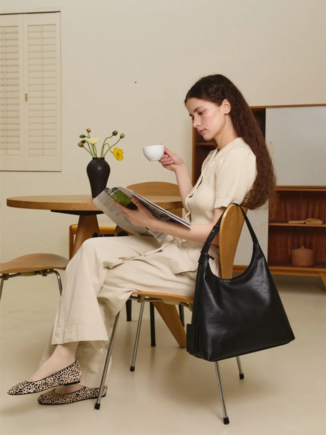 오브히 [신지연 착용] 플럼 호보백 Flume Hobo Bag_Black 상품 이미지 2