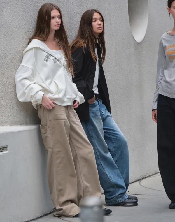 Barrett Cotton Carpenter Pants - Beige