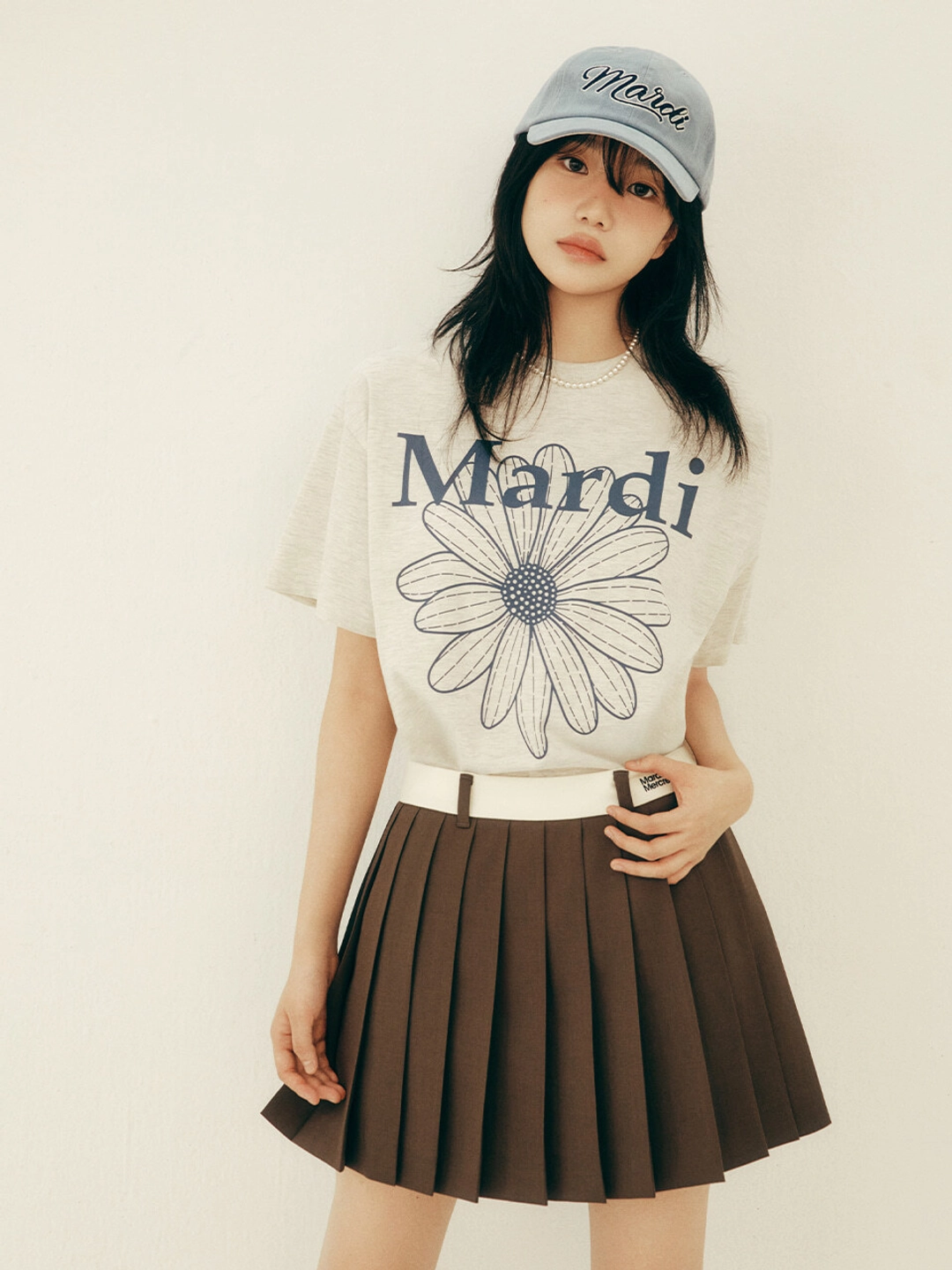 마르디 메크르디 [6/19 순차배송] TSHIRT FLOWERMARDI_OATMEAL BLUE 상품 이미지 2