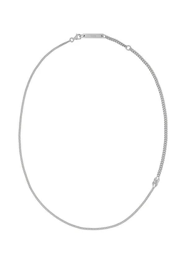 Essential Chain