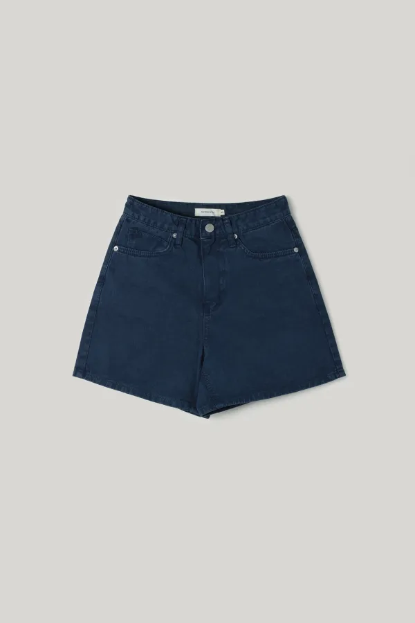 Classic dyed half denim (deep blue)