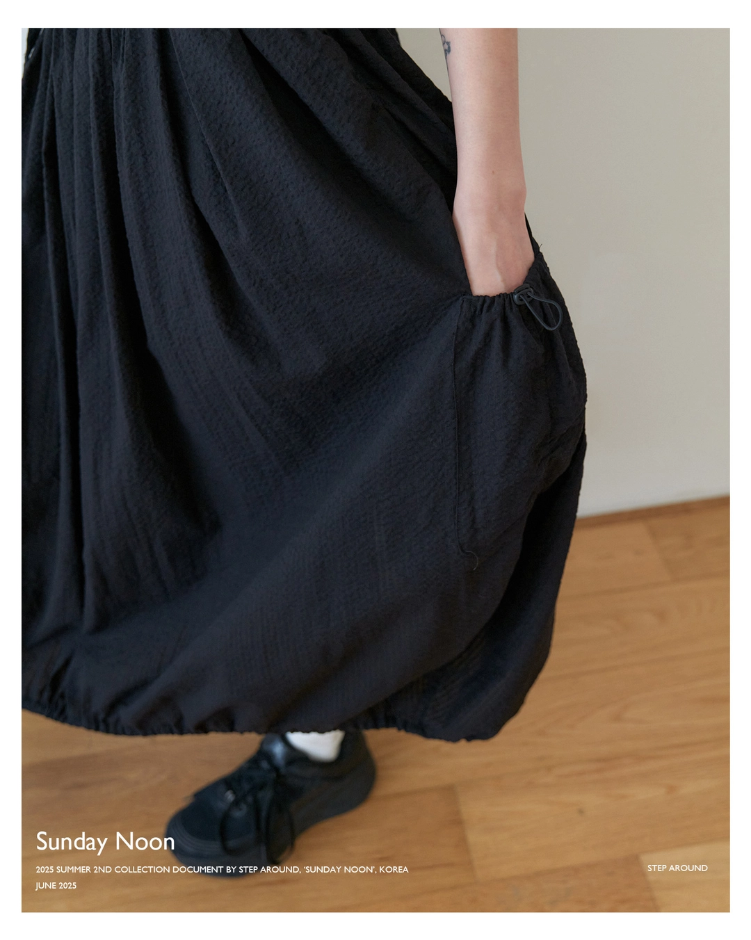 스텝어라운드 Seersucker balloon cargo skirt_BLACK 상품 이미지 2