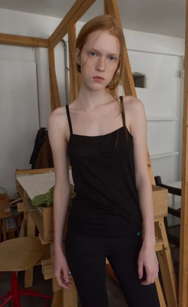 346. Essential Sleeveless_ Black