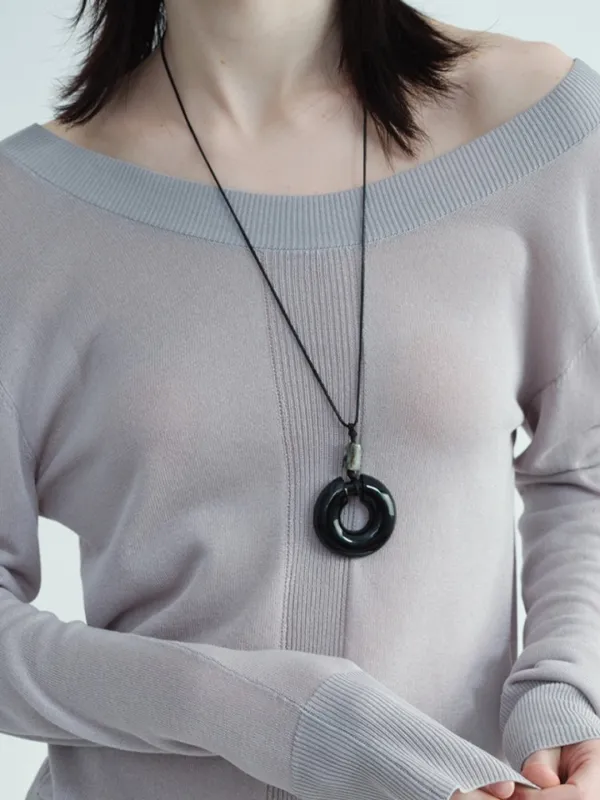 Vintage Resin Ring Necklace [Black]