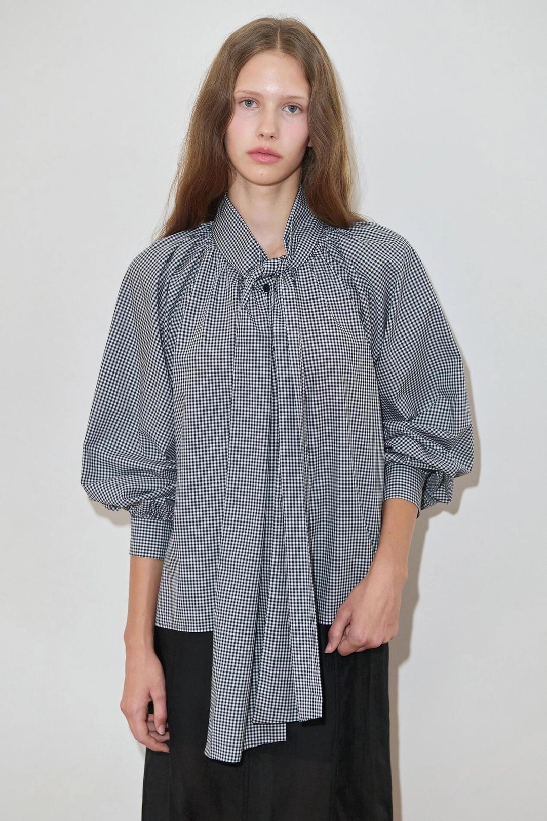 시눈 Big Ribbon Tie Blouse (Navy) 상품 이미지 2