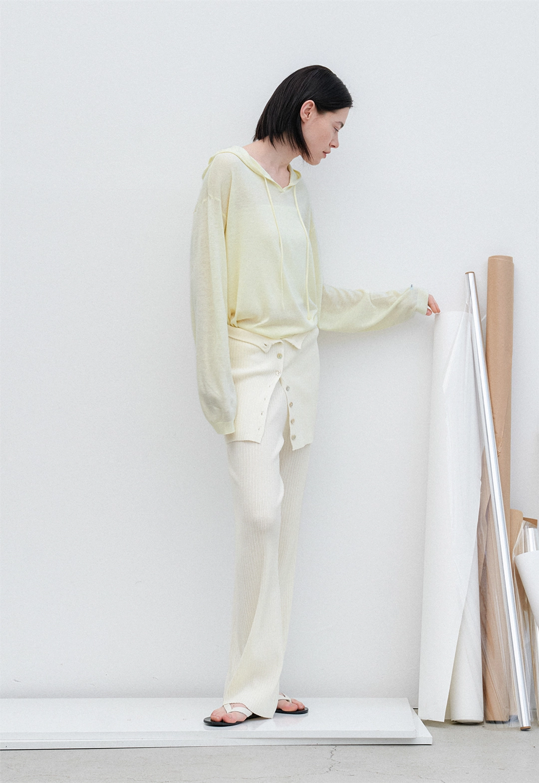 아뜰리에 나인 (T-7186)AN LIGHT WEIGHT HOODED KNIT 상품 이미지 2