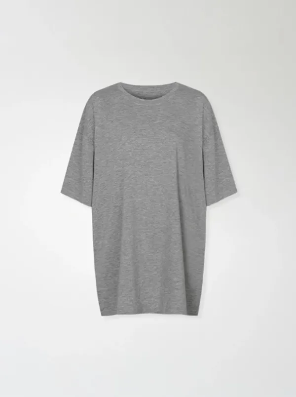 Stay box tee
