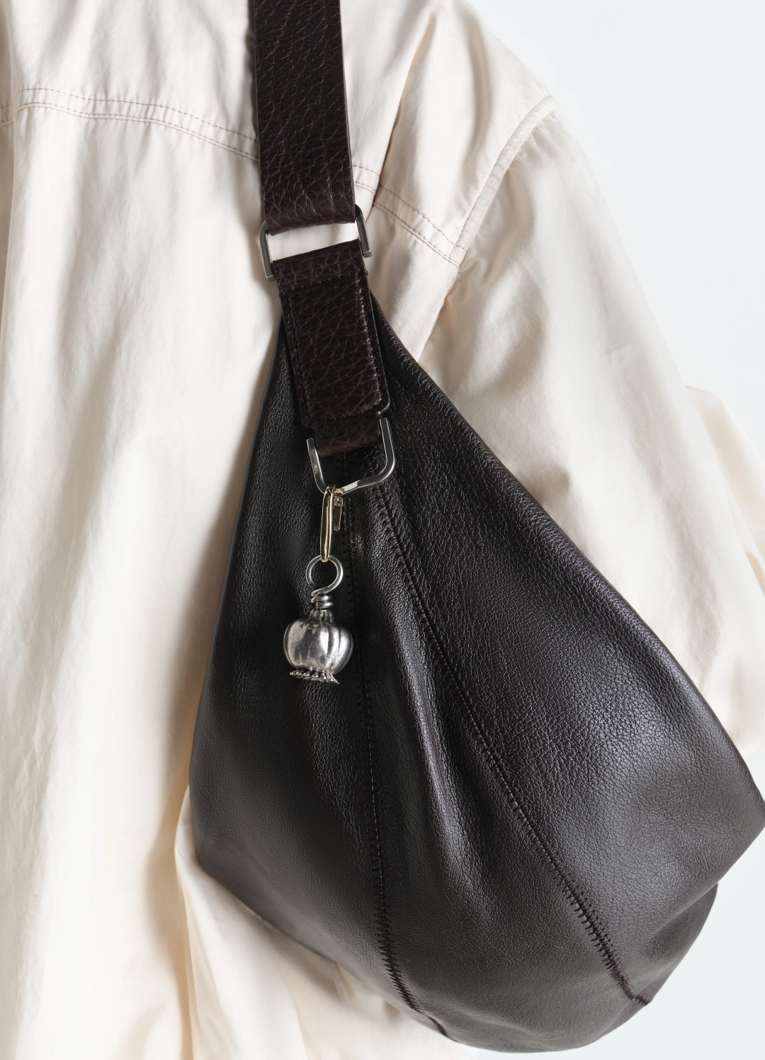 르메르 MAXI THISTLE BAG CHARM 상품 이미지 2