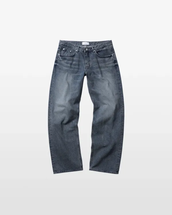 703 STRAIGHT LOW-RISE JEANS