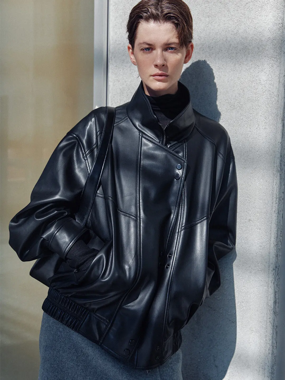 루에브르 Asymmetric Placket Faux Leather Jacket SL4AJ820-10 상품 이미지 2