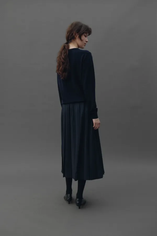 [10월30일(금)순차발송] Wool pleated skirt (Deep navy)