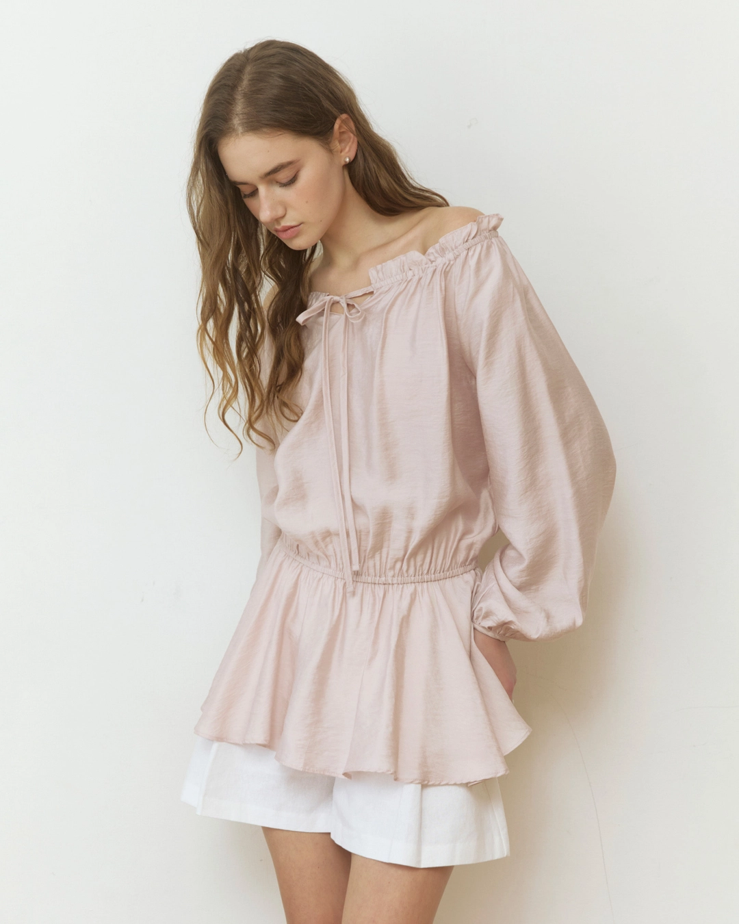 어다울 [단독] Layered two way frill blouse - pink 상품 이미지 2