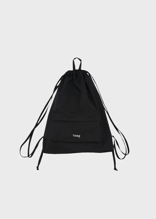 20th) a string backpack (black)