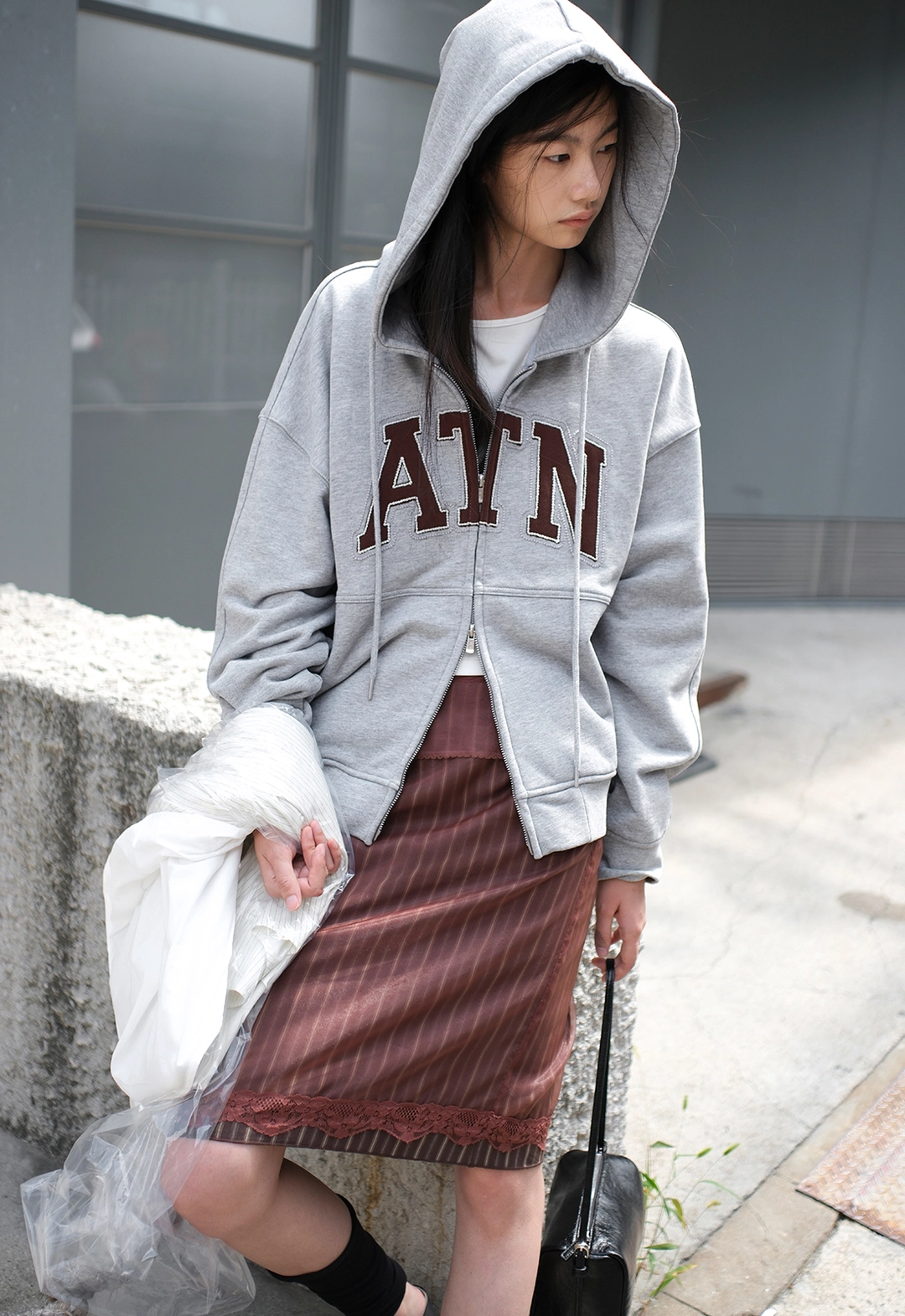 아뜰리에 나인 (HD-001)ATN COLOR CONTRAST APPLIQUE HOOD JUMPER 상품 이미지 3