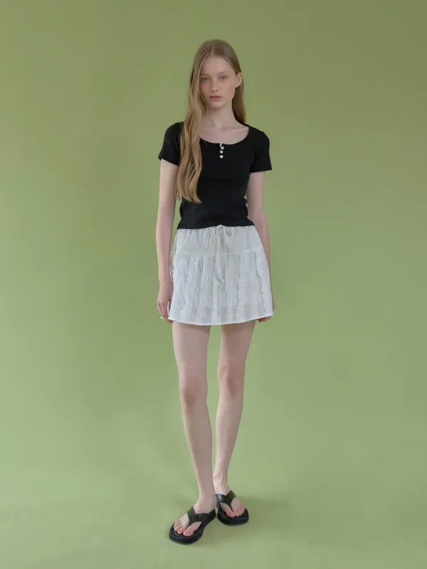 daphne pintuck skirts (white)