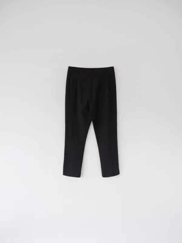 Minimal Capri Pants (Black)