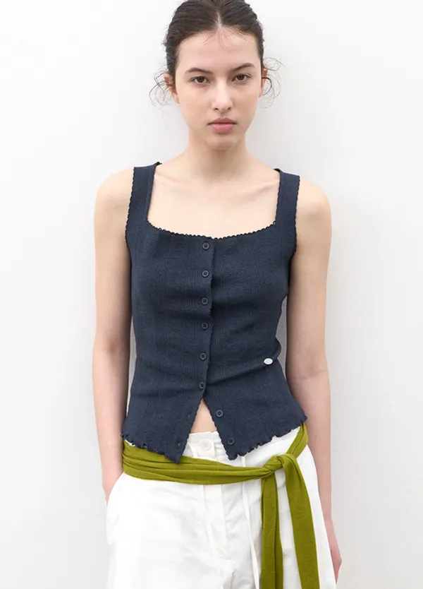 (VT-0285)EYELET SCALLOP DETAIL KNIT VEST