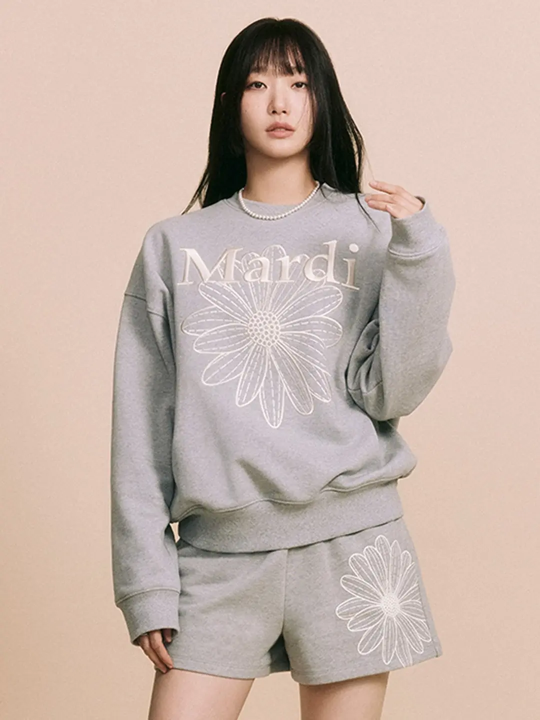 마르디 메크르디 SWEAT SHORTS FLOWER_GREY IVORY 상품 이미지 1