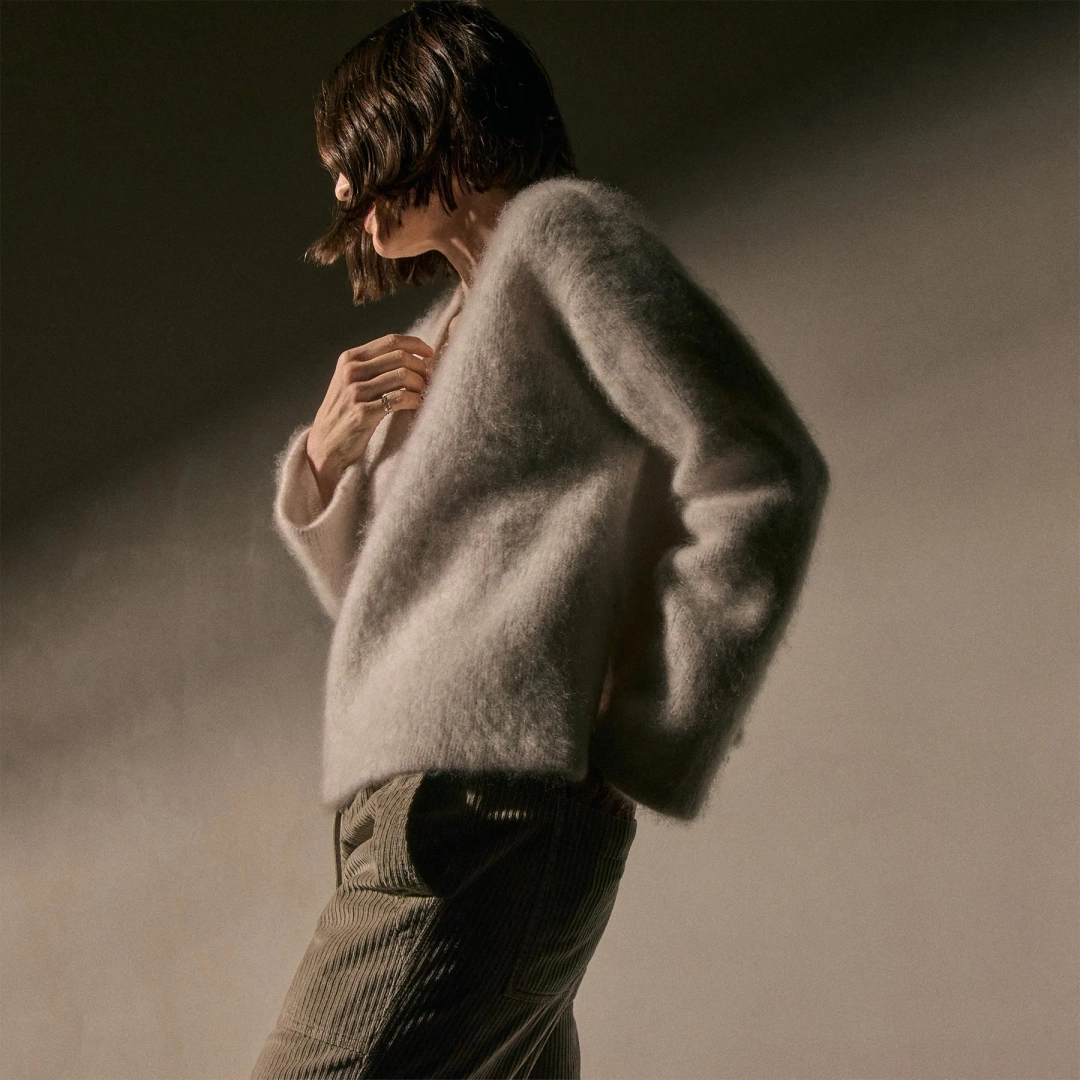 제임스펄스 Halo Brushed Cashmere V Neck - Pearl 상품 이미지 3
