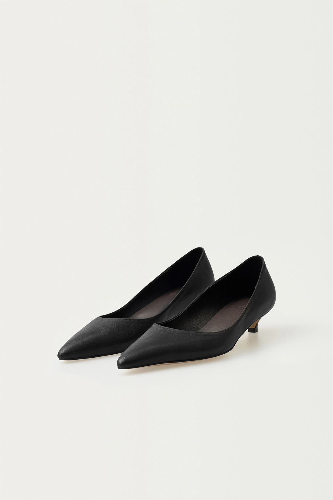 낫띵리튼 3RD / Pointed kitten-heel (Ink black) 상품 이미지 2
