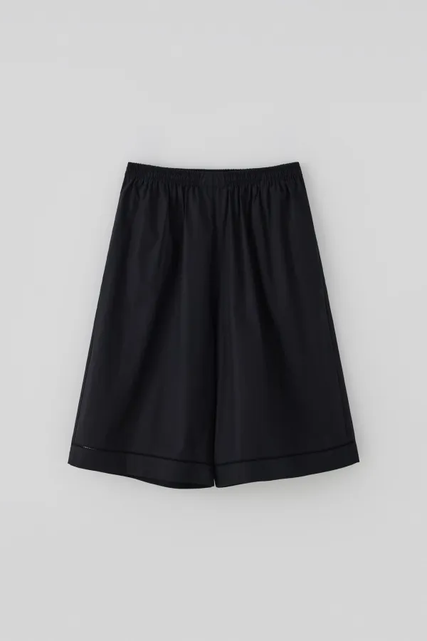 (1st re-stock) T/T Moru burmuda pants (black)