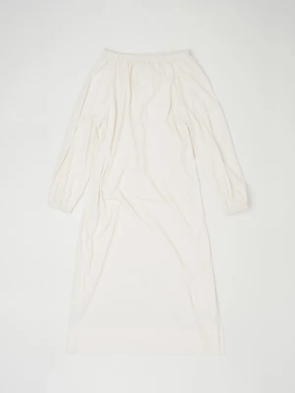 SOFT VOLUME MAXI DRESS IN OFF WHITE