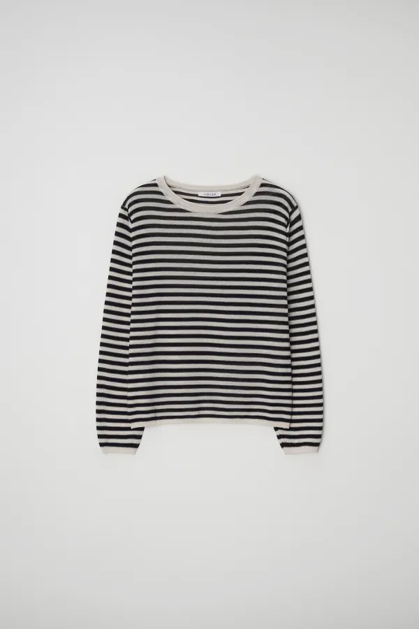 Paper Boat Neck Knit