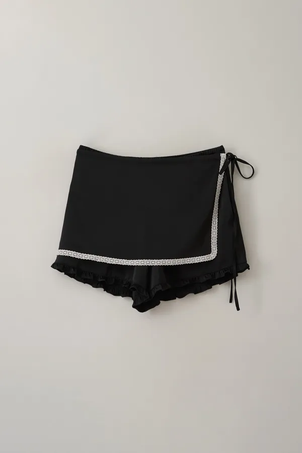 french frill shorts with apron_black